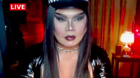Snapshot of temptress_cocoxxx chatting on 05-03-26, 06:25 Mistress Coco online show from 05-03-26, 06:25