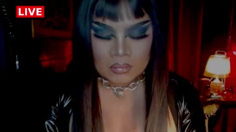 Snapshot of temptress_cocoxxx chatting on 05-09-26, 06:35 Mistress Coco online show from 05-09-26, 06:35