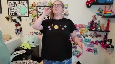 Snapshot of ten_tickle_pixie chatting on 07-17-26, 10:14 Pixie and Tentacle Overlord online show from 07-17-26, 10:14