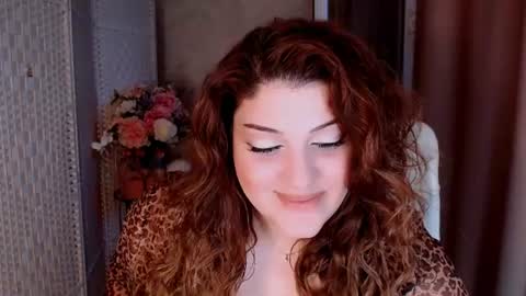 Snapshot of tenderlybae12 chatting on 06-27-26, 12:37 Tenderlybae online show from 06-27-26, 12:37