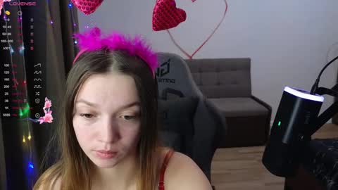 Tender Mia online show from 02-16-25, 02:54