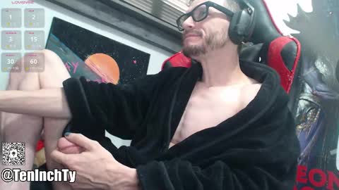 Ty online show from 11-15-25, 05:31