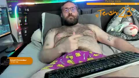Snapshot of tenshi23 chatting on 05-24-26, 04:28 Matt online show from 05-24-26, 04:28