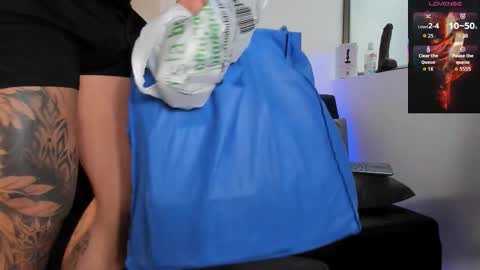 Teo Ferrer online show from 11-04-25, 08:30