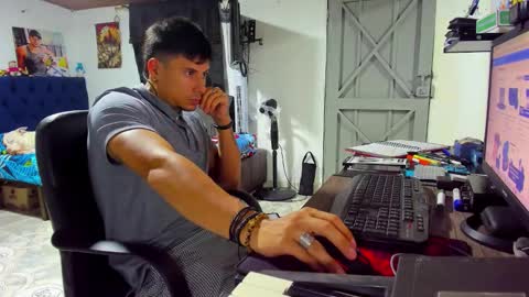 teoyes_ online show from 11-11-25, 02:44