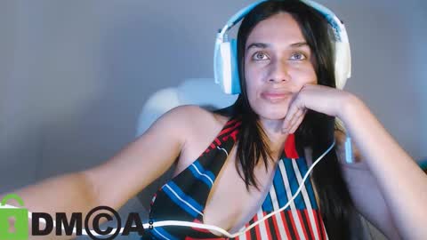 Lisa online show from 10-25-25, 08:03