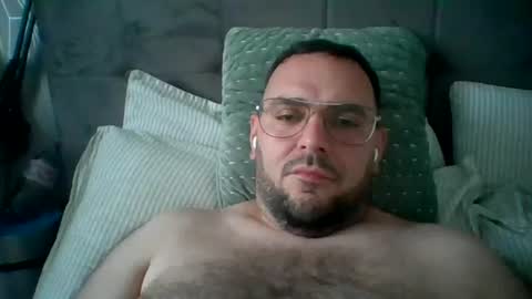 Snapshot of terizla007 chatting on 06-21-26, 04:04 terizla007 online show from 06-21-26, 04:04