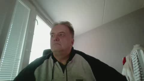 tero007 online show from 10-09-25, 07:17