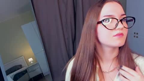 Julia online show from 02-03-26, 04:56