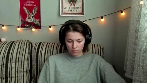 Anny Simpson online show from 01-18-26, 07:34