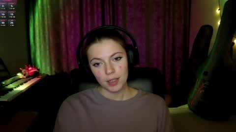 Anny Simpson online show from 04-11-26, 08:13