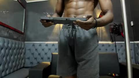 terranze_z online show from 03-08-26, 02:04