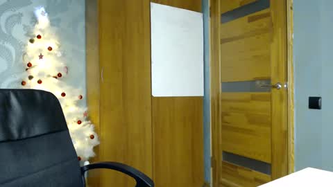 Violetta Ready for any play with you. Hottest show in pvt  Bitcoin 1P8NuZxsaNsQTx7wJJJ7Ao1mic4nvJPVLC online show from 01-10-25, 06:28