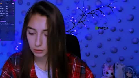 tessa_tea online show from 12-18-25, 10:54