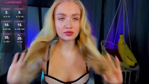 TessaHamilton online show from 02-10-26, 01:04