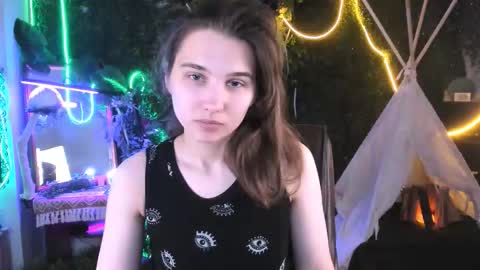 Snapshot of tessamill chatting on 10-06-25, 05:16 Tessa online show from 10-06-25, 05:16