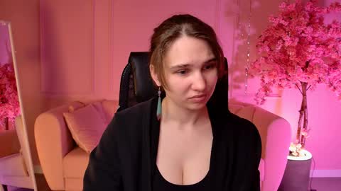 Tessa online show from 05-30-26, 05:26