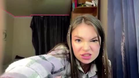 Snapshot of tessanienaber chatting on 03-04-26, 12:55 Tessa online show from 03-04-26, 12:55