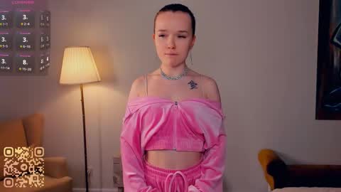 Snapshot of tessiekhanponaphan chatting on 02-19-26, 06:59 Cindy online show from 02-19-26, 06:59