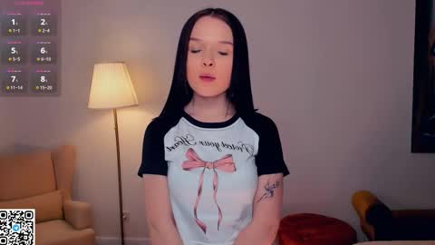 Snapshot of tessiekhanponaphan chatting on 02-24-26, 05:11 Cindy online show from 02-24-26, 05:11