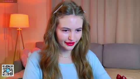 Snapshot of tesssahart chatting on 07-14-26, 12:22 TessaHart online show from 07-14-26, 12:22