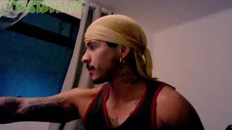 Milo online show from 04-18-26, 01:09