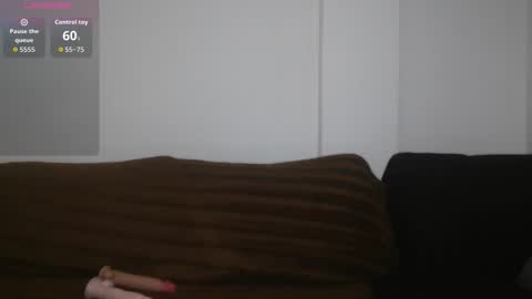Snapshot of tetona_hot_ chatting on 02-27-26, 10:04 Busty Sandra online show from 02-27-26, 10:04