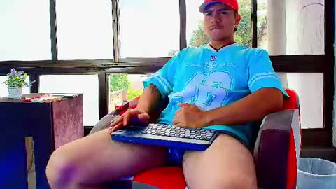 Snapshot of tette_valentine chatting on 07-09-26, 04:22 tette_valentine online show from 07-09-26, 04:22