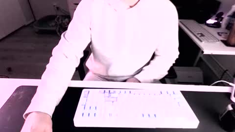 Snapshot of texasstrill chatting on 03-25-26, 12:33 texasstrill online show from 03-25-26, 12:33