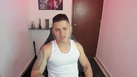 Teylor Fel online show from 01-23-25, 03:16