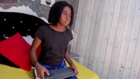 teylor_lovee online show from 12-14-25, 09:08