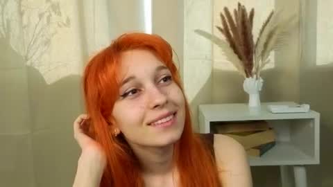 Snapshot of tgirlfoxy chatting on 06-10-26, 07:07 Foxy Zuccinni Roxy Little online show from 06-10-26, 07:07