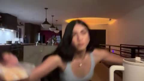 Snapshot of tgirltoesx chatting on 01-18-26, 01:31 babygirlmami online show from 01-18-26, 01:31