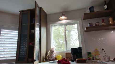 Snapshot of tgirltoesx chatting on 02-16-26, 05:42 babygirlmami online show from 02-16-26, 05:42