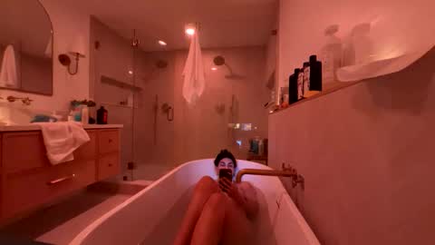 Snapshot of tgirltoesx chatting on 02-25-26, 09:30 babygirlmami online show from 02-25-26, 09:30