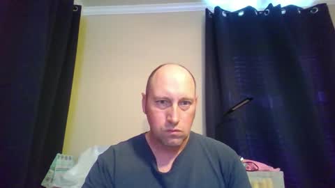 country cock 2020 online show from 11-26-25, 07:15