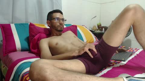 Snapshot of th_russ chatting on 06-01-26, 09:05 INSTAGRAM Th1rss online show from 06-01-26, 09:05