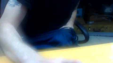Snapshot of thai_fucker chatting on 04-11-26, 11:09 PIM online show from 04-11-26, 11:09