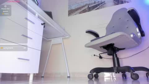 Thais online show from 04-11-26, 01:15