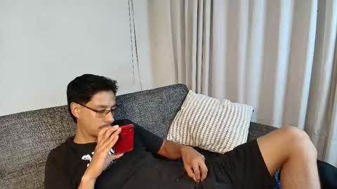 Snapshot of thaisadara24 chatting on 05-15-26, 11:01 T H A I S online show from 05-15-26, 11:01