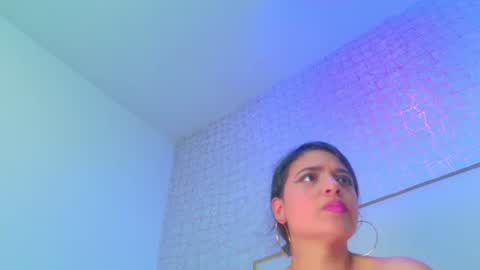 Snapshot of thalia888_ chatting on 06-16-26, 07:05 thalia888_ online show from 06-16-26, 07:05