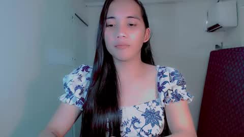 Snapshot of thalia_sunshine chatting on 12-05-24, 11:07 Thalia online show from 12-05-24, 11:07