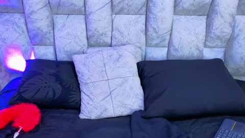 Snapshot of thaliavegas chatting on 04-21-26, 01:42 Thalia online show from 04-21-26, 01:42