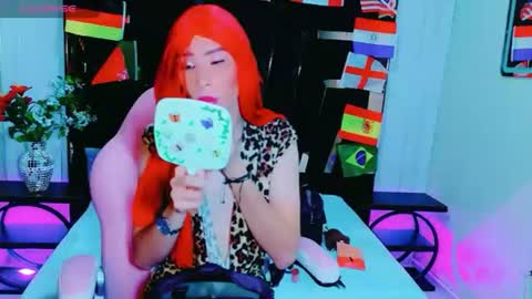 Snapshot of thamara_roberts chatting on 06-25-26, 01:04 thamara_roberts online show from 06-25-26, 01:04