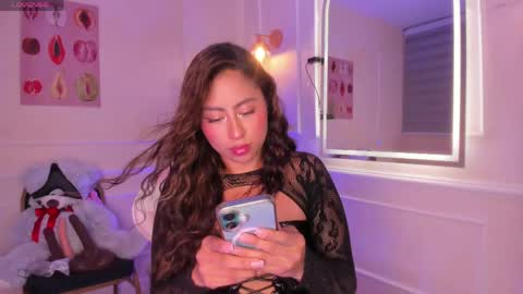 Snapshot of thamaragen_ chatting on 04-19-26, 02:33 tamara gen online show from 04-19-26, 02:33