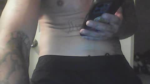 Snapshot of thamouthfromthasouth chatting on 07-26-26, 07:10 Flexxxmuney online show from 07-26-26, 07:10