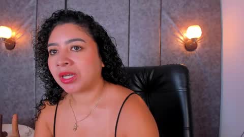 Snapshot of thara_webstter chatting on 05-30-26, 11:29 thara webstter online show from 05-30-26, 11:29