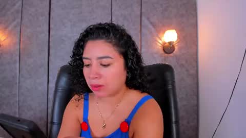 Snapshot of thara_webstter chatting on 07-07-26, 11:47 thara webstter online show from 07-07-26, 11:47
