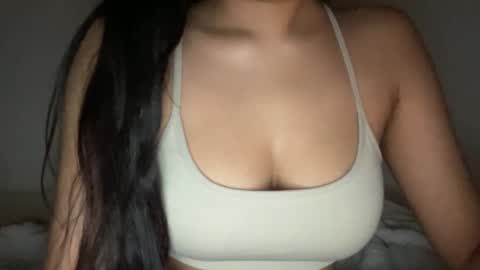 Melanie online show from 02-11-26, 04:28