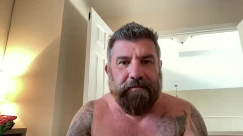 Snapshot of thatguybearded chatting on 01-04-25, 04:54 ThatGuyBearded online show from 01-04-25, 04:54